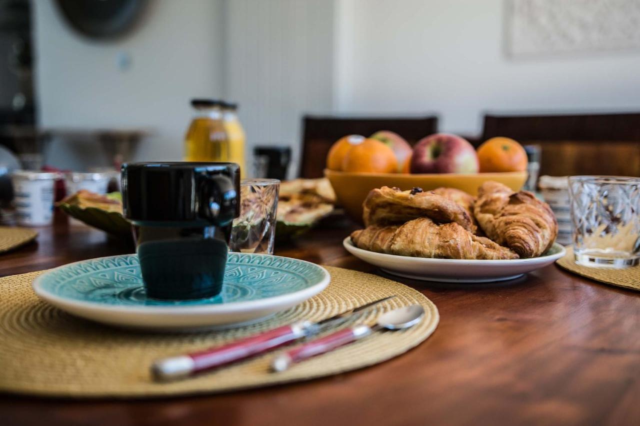 Les Cuves - Saintes Bed & Breakfast Chaniers Ngoại thất bức ảnh