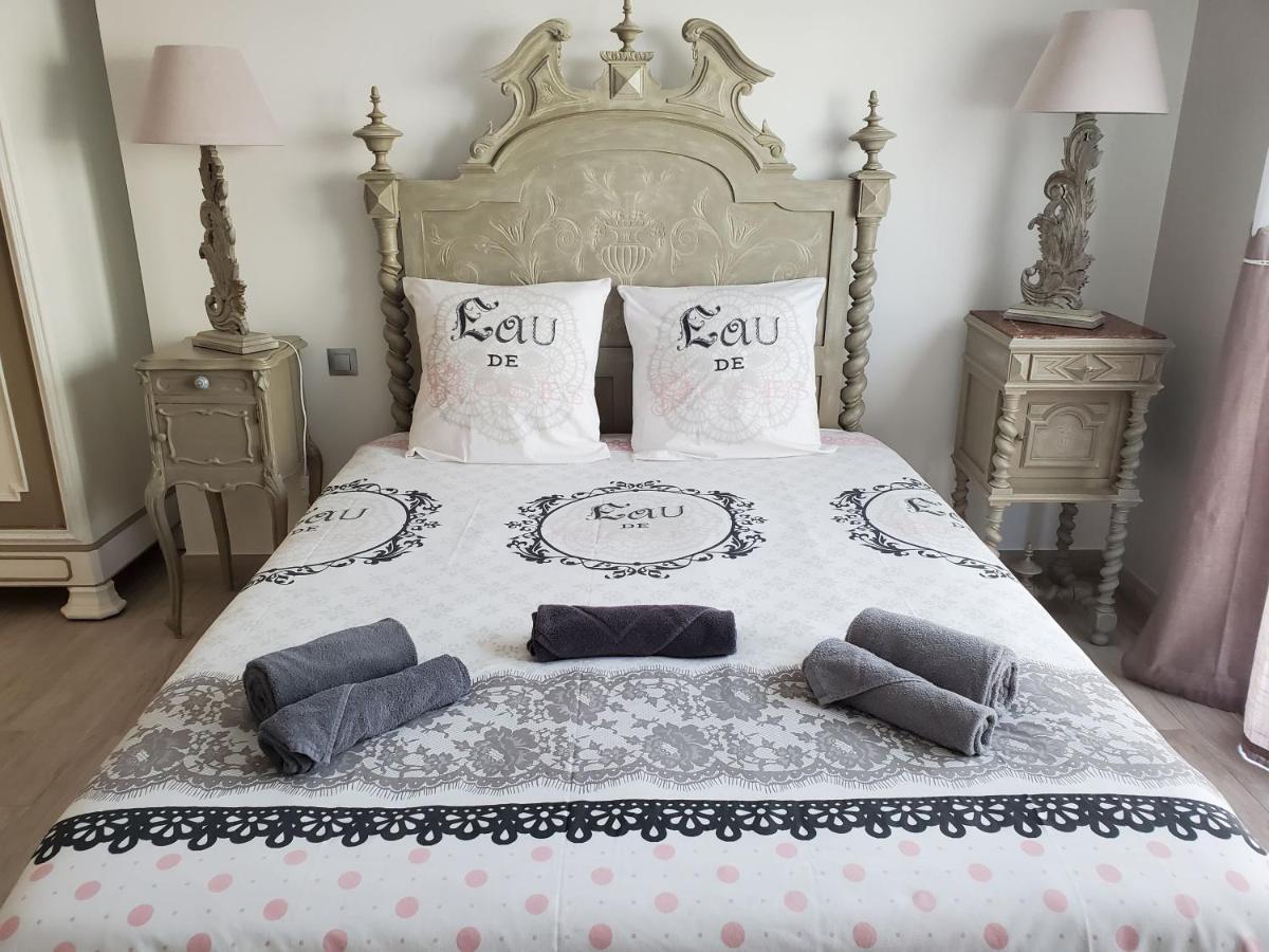 Les Cuves - Saintes Bed & Breakfast Chaniers Ngoại thất bức ảnh