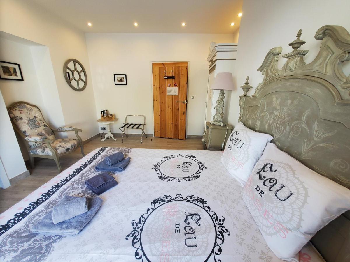 Les Cuves - Saintes Bed & Breakfast Chaniers Ngoại thất bức ảnh