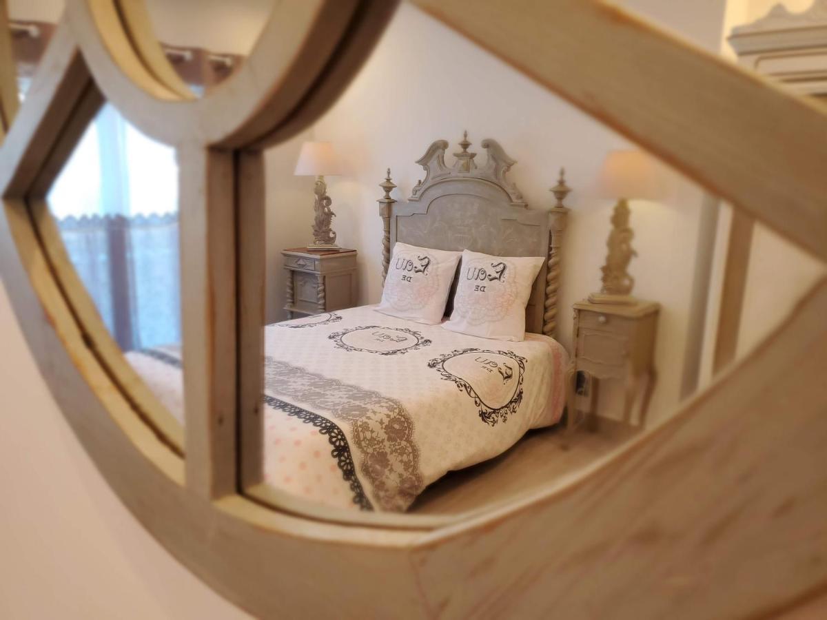 Les Cuves - Saintes Bed & Breakfast Chaniers Ngoại thất bức ảnh