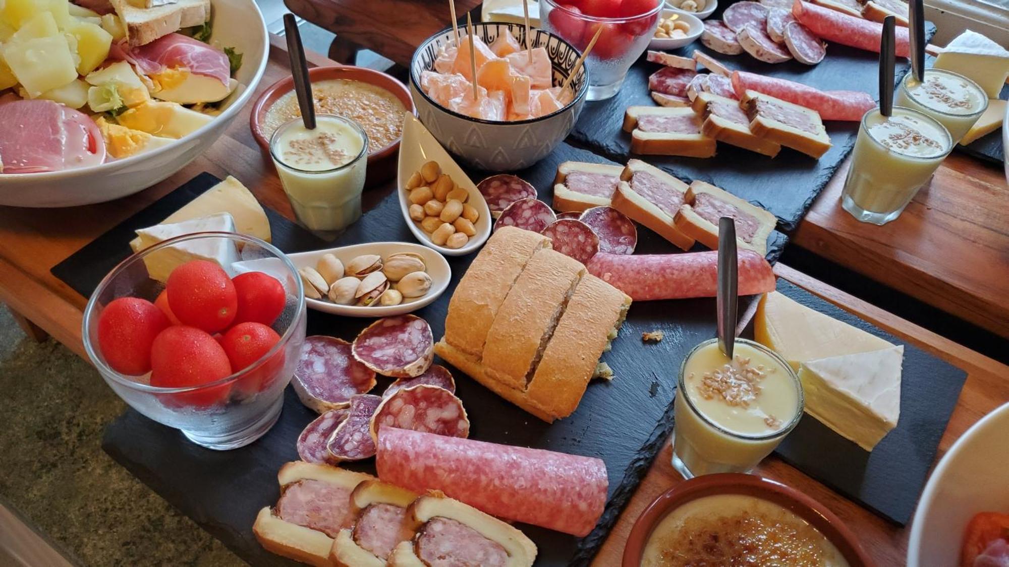 Les Cuves - Saintes Bed & Breakfast Chaniers Ngoại thất bức ảnh